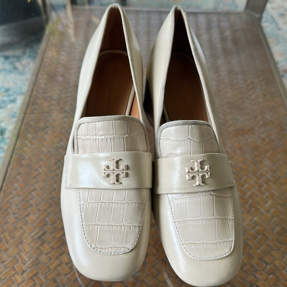 Tory Burch Everly Women Loafers Cream Embossed Croc Leather Block Heel size 7 - Picture 6 of 7